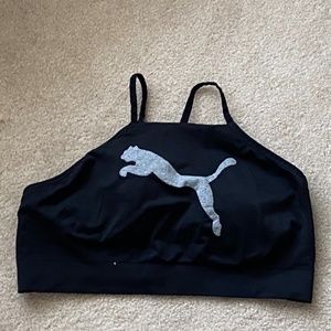 WOMAN’S Puma Sports Bra SIZE L